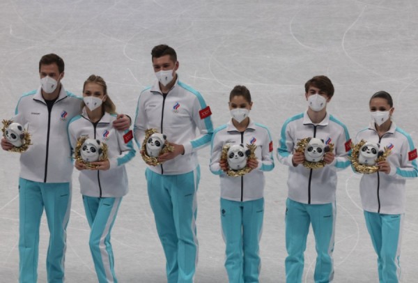 Пекин-2022: сборная России поднялась на первое место в медальном зачёте