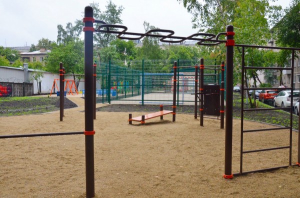 Спорт в каждый двор: Екатеринбург получит ещё 7 обновлённых площадок