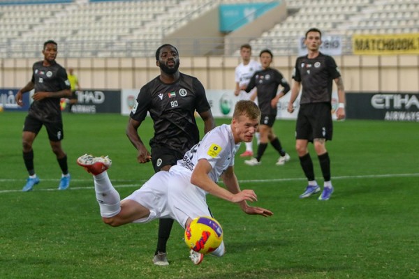 Футбол: «Урал» забил шесть мячей в ворота клуба из Дубая