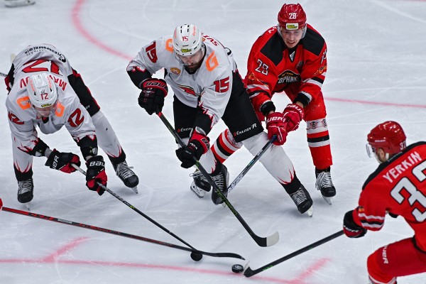 «Горняк-УГМК» добился победы в Омске!