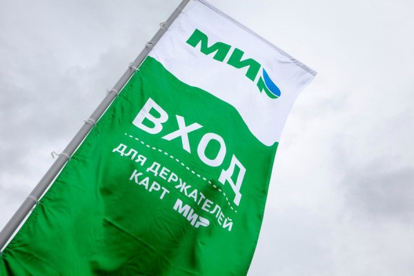 Горожане запечатлеют эру электронных платежей в комиксах и мемах