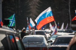 По зову сердца: екатеринбуржцы поддержали Вооружённые силы России автопробегом