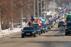 По зову сердца: екатеринбуржцы поддержали Вооружённые силы России автопробегом