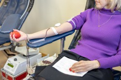 Сотрудники Администрации города Екатеринбурга сдали 19 литров крови