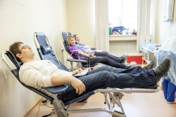 Сотрудники Администрации города Екатеринбурга сдали 19 литров крови