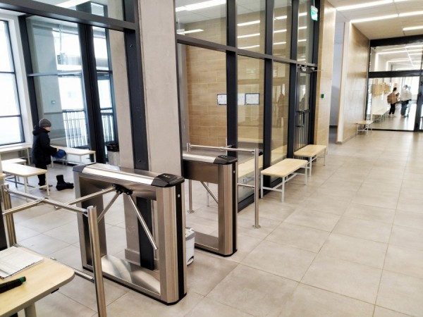 Безопасность школьников: какие технологии стоят на защите детей?