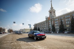 По зову сердца: екатеринбуржцы поддержали Вооружённые силы России автопробегом