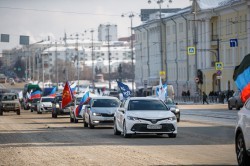 По зову сердца: екатеринбуржцы поддержали Вооружённые силы России автопробегом