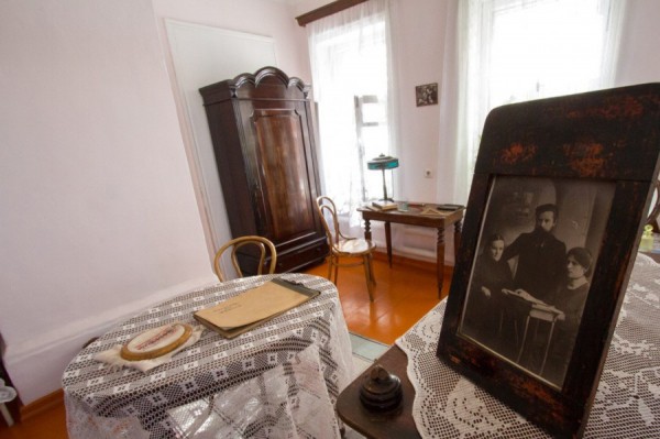 Авторы из девяти стран мира вошли в шорт-лист премии Бажова Авторы из девяти стран мира вошли в шорт-лист премии Бажова