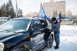 По зову сердца: екатеринбуржцы поддержали Вооружённые силы России автопробегом