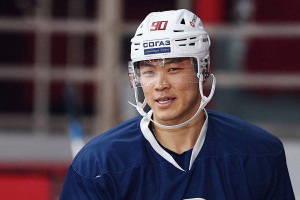 Олег Ли: &laquo;Знаю, что &laquo;Автомобилист&raquo; - прекрасная организация с большими мастерами&raquo;